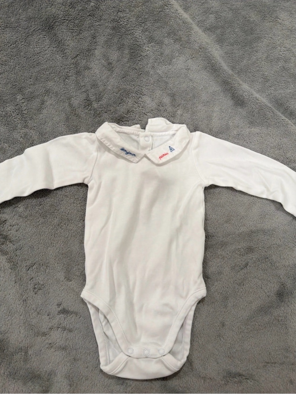 Jacadi White Long-Sleeve Baby Bodysuit with Peter Pan Collar